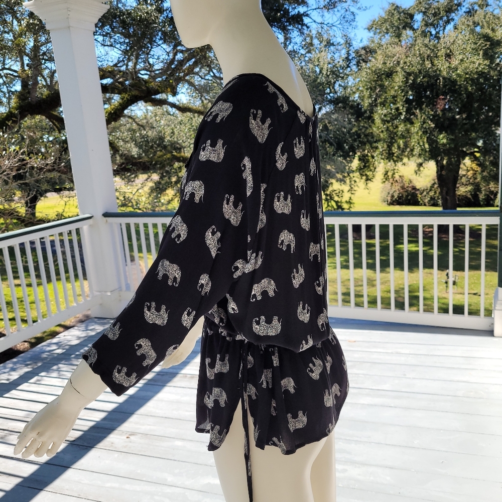 Elephant blouse from Modcloth - Picture 5 of 11